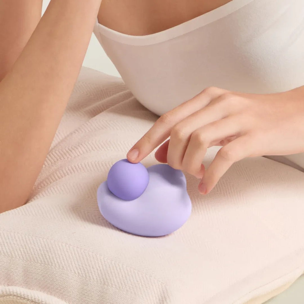 OSUGA Nimbus Clitoral Vibrator - Wet Master