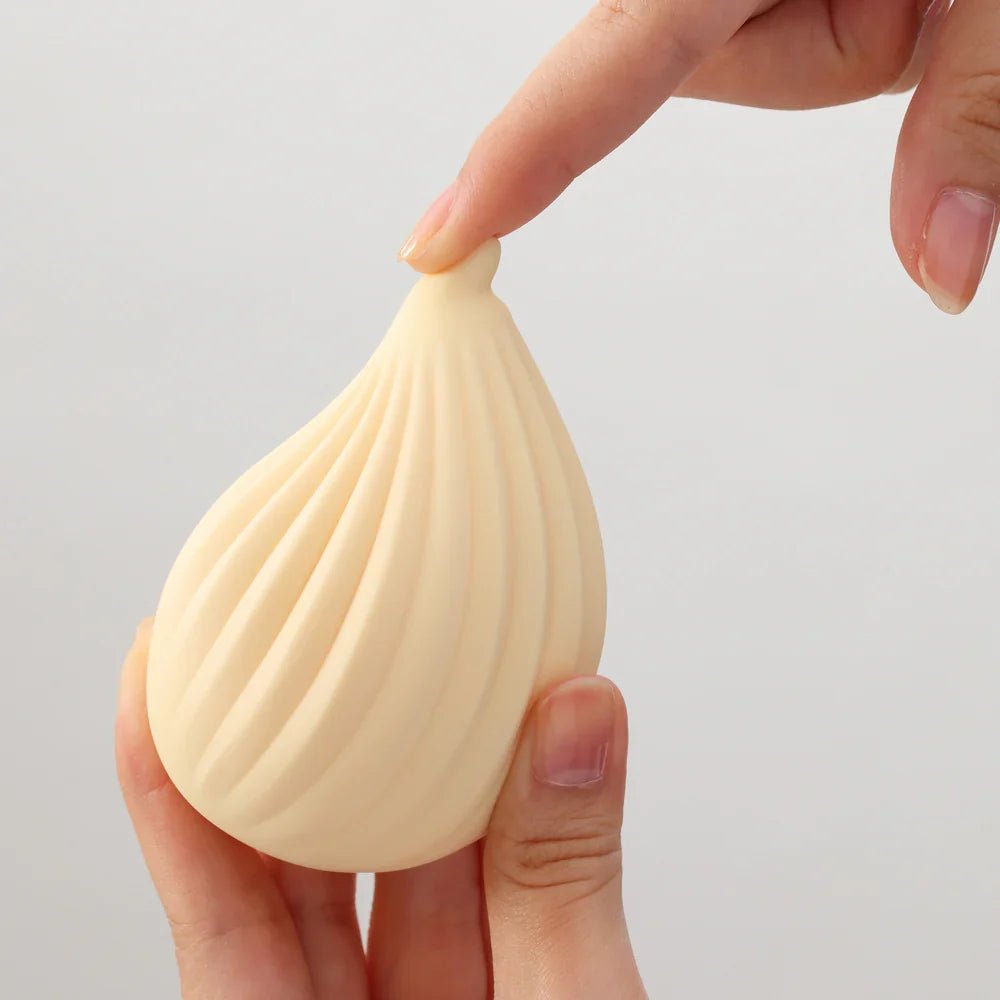 TENGA Iroha+ Kushi Clitoral Vibrator - Wet Master