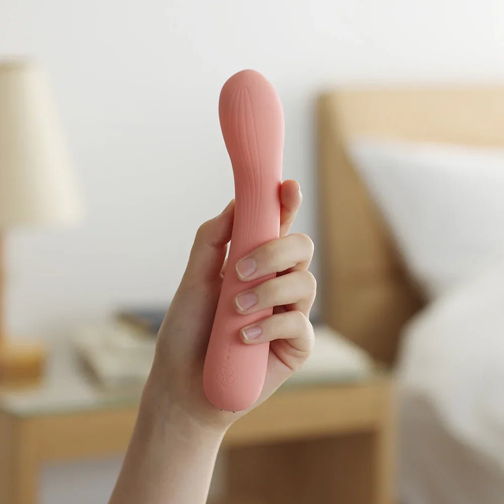 TENGA Iroha Mai Toki G-Spot Vibrator - Wet Master